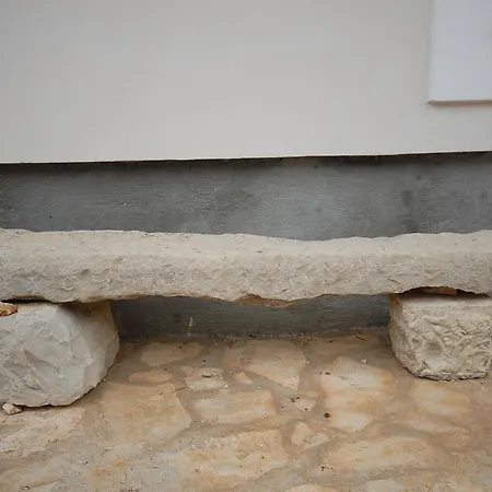 Apartament Ela *