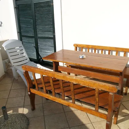 Ela Apartament Sukošan