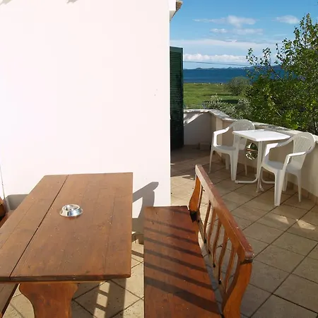 Apartament Ela Sukošan